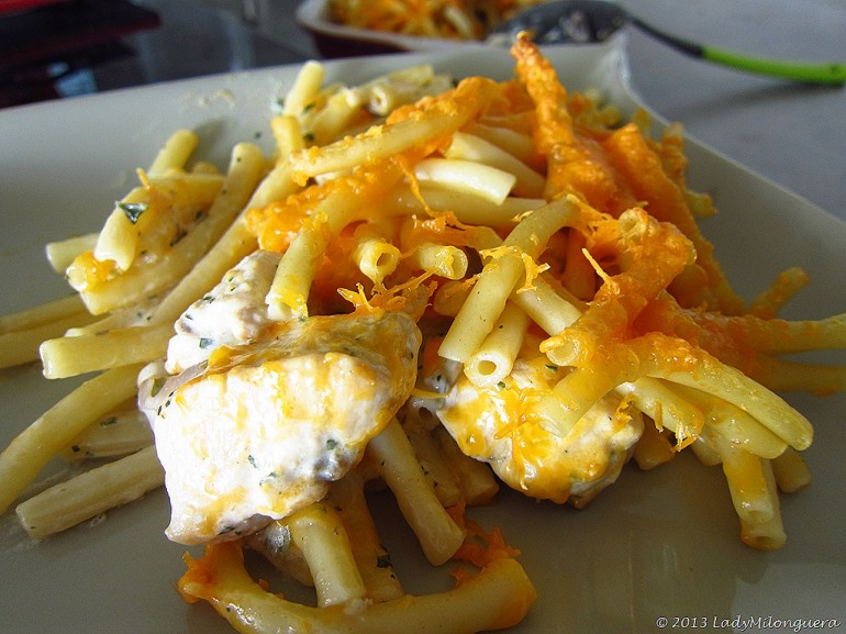 Gratin de macaroni au poulet et à la mimolette