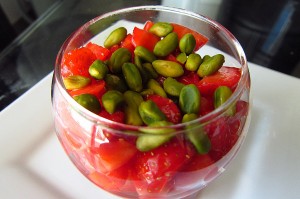 Tartare de fraises aux pistaches et fleur d’oranger