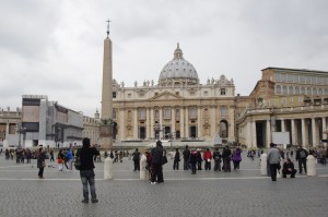 Vatican : place Saint-Pierre de Rome