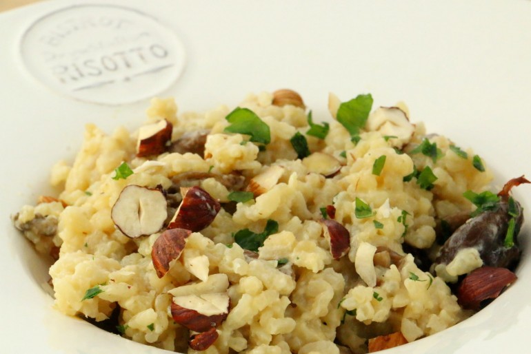 Risotto crémeux aux champignons et noisettes et son escalope de foie gras cru poêlé