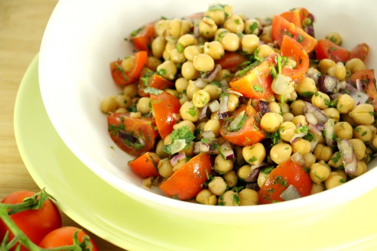 Salade de pois chiches à la coriandre et au cumin