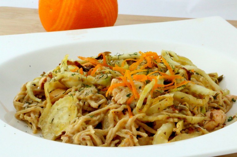 Tagliatelles au saumon, fenouil rôti et orange