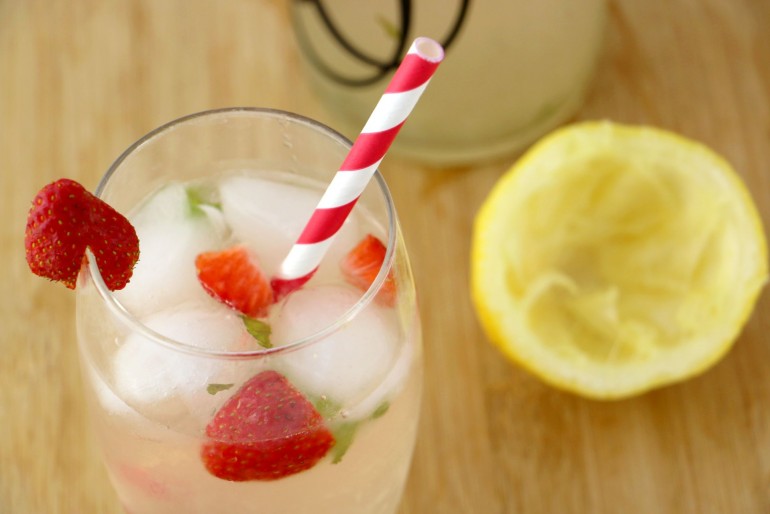 Detox water à la fraise