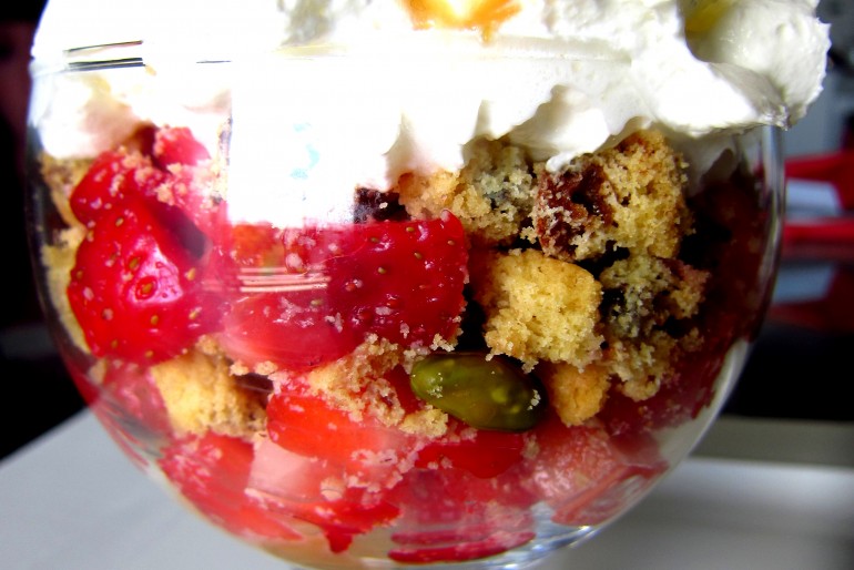 Sundae fraises et caramel