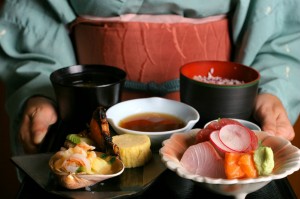 07-Repas-japonais-Fotolia