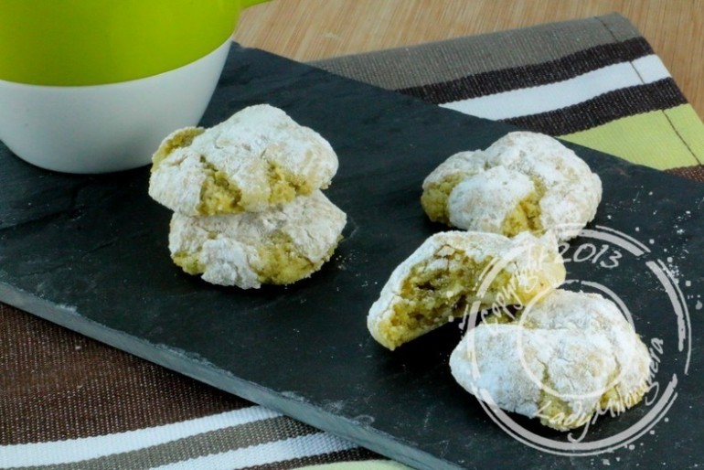 Amaretti aux amandes et pistaches