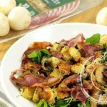 Salade-roquette-ravioles-poelees-chips-pancetta-champignons-8