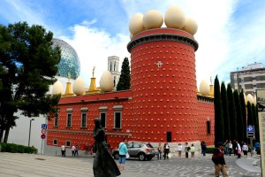 Le théâtre-musée de Salvador Dali, une immersion dans son univers