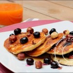 Brunch-pancakes-myrtilles-noisettes-7_thumb