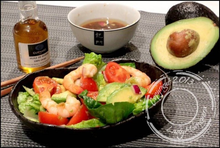 Salade de crevettes et avocat à l’asiatique