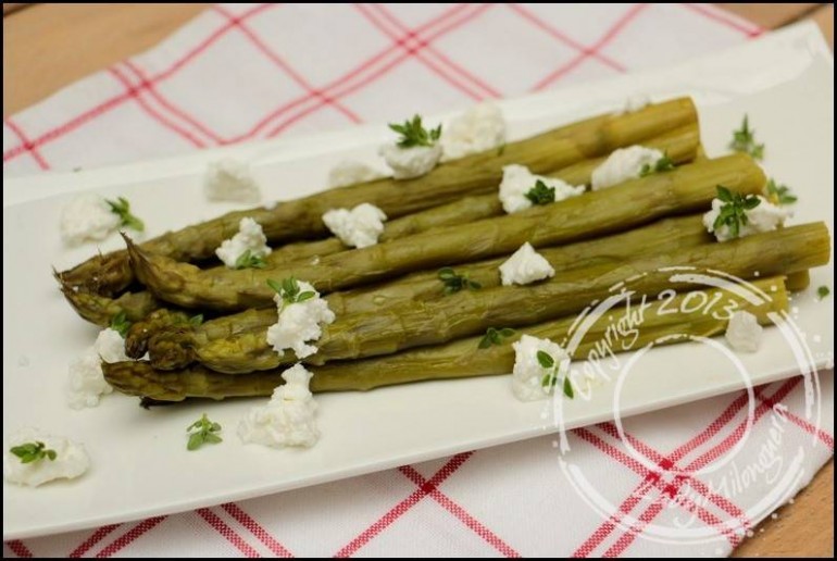 Méli-mélo d’asperges et chèvre frais