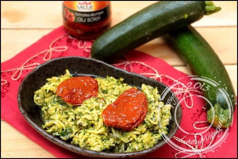 Salade de courgettes râpées à la cannelle