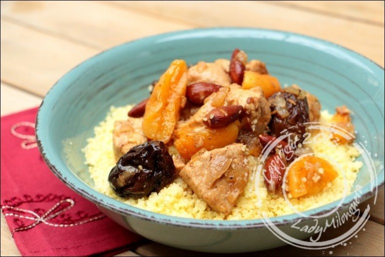 Tajine express de poulet aux fruits secs