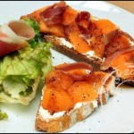 Tartines-melon-chevre-frais-7_thumb