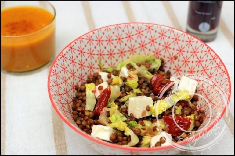 Salade de lentilles à la feta et tomates séchées